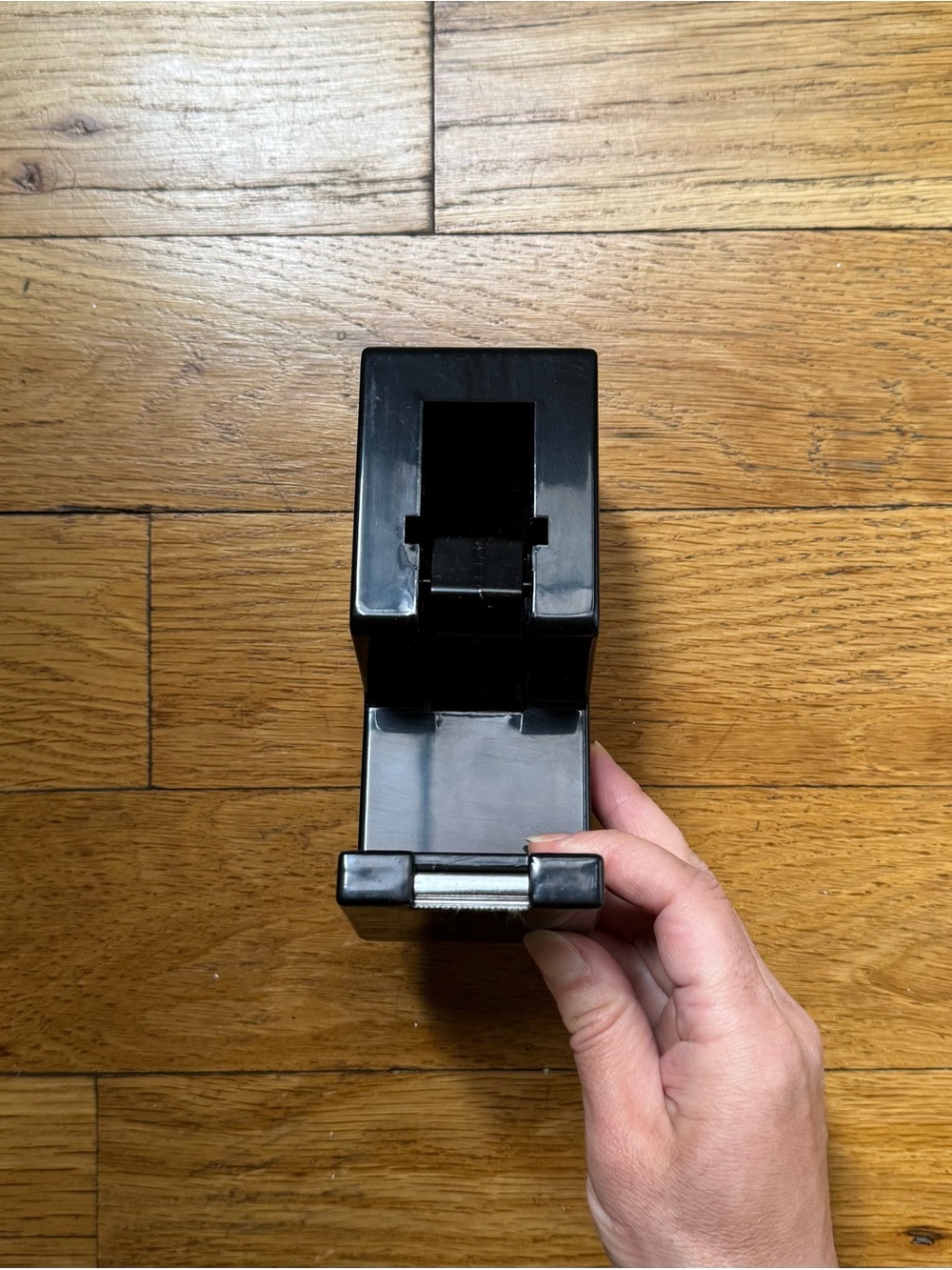 black Poppin tape dispenser - Picture 5 of 14